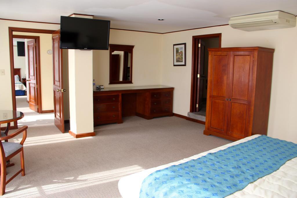 Hotel Tehuacan Plaza Bagian luar foto