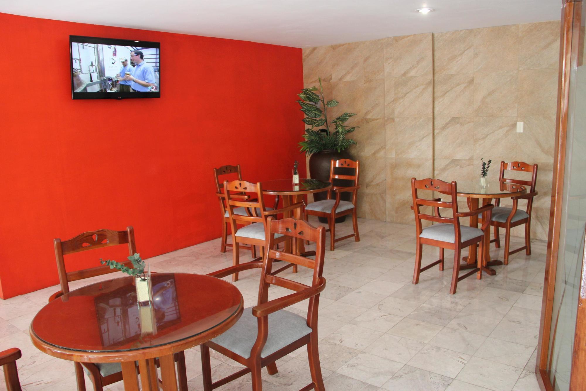 Hotel Tehuacan Plaza Bagian luar foto