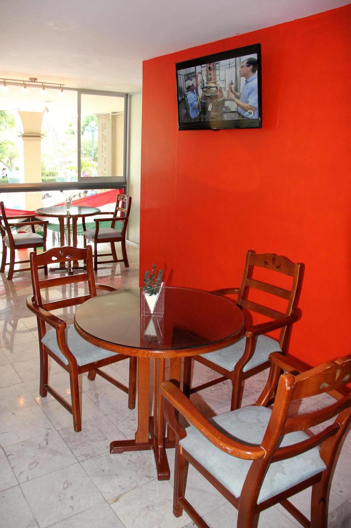 Hotel Tehuacan Plaza Bagian luar foto