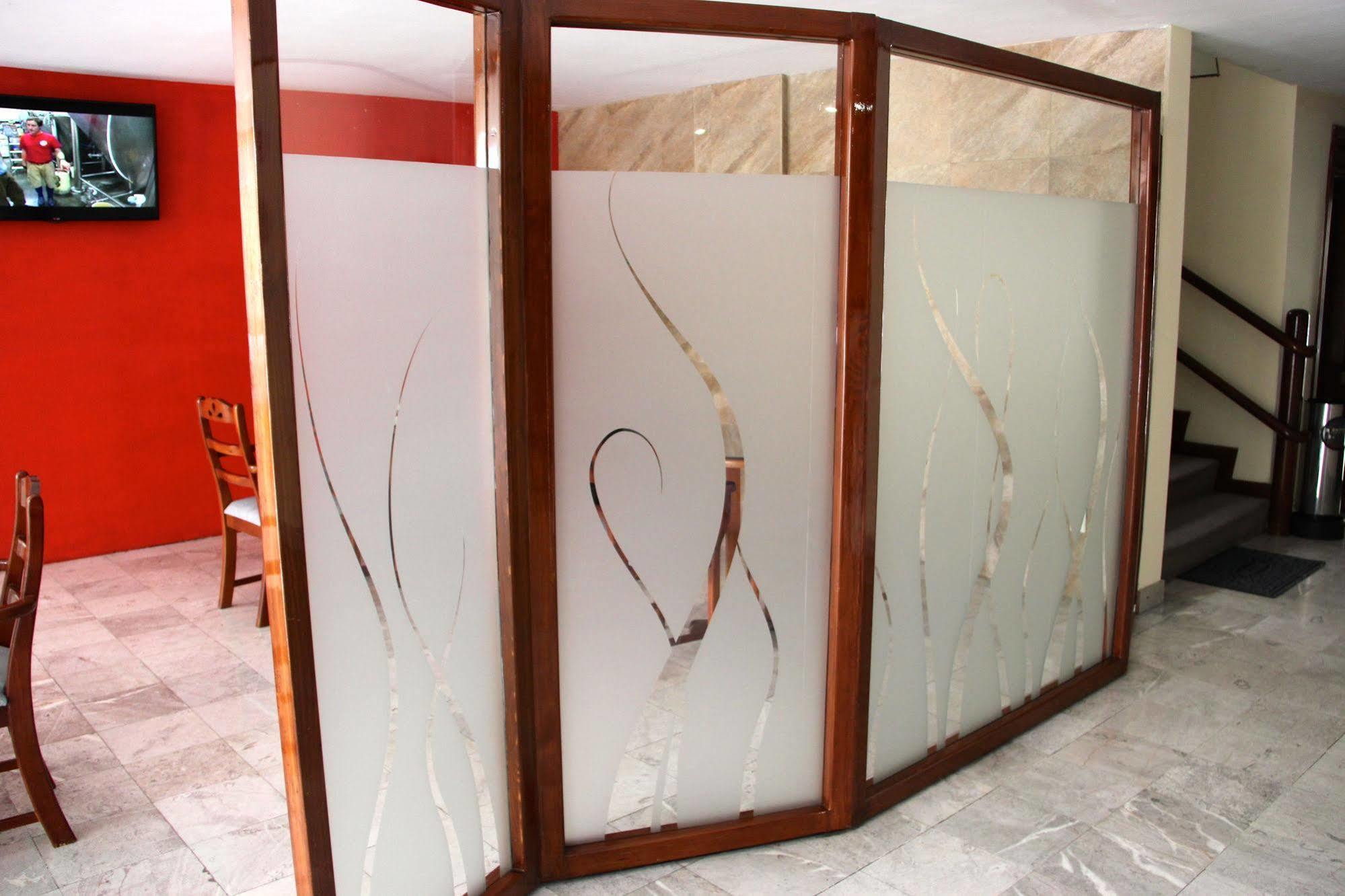 Hotel Tehuacan Plaza Bagian luar foto